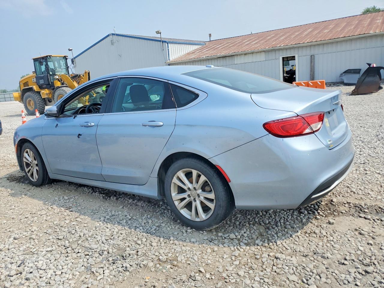 2015 Chrysler 200 Limited - Image 2