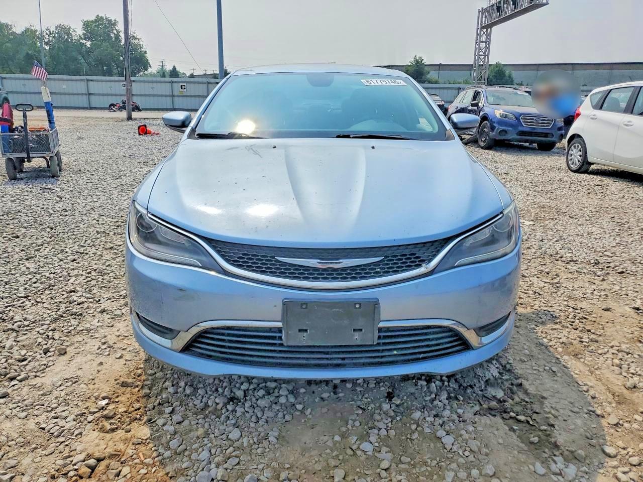 2015 Chrysler 200 Limited - Image 5