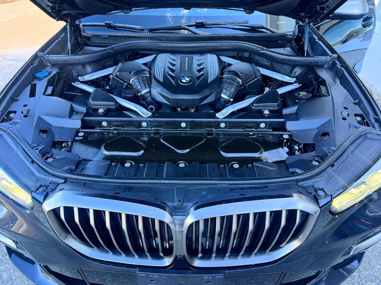 2020 BMW X5 M50I - Фото 7