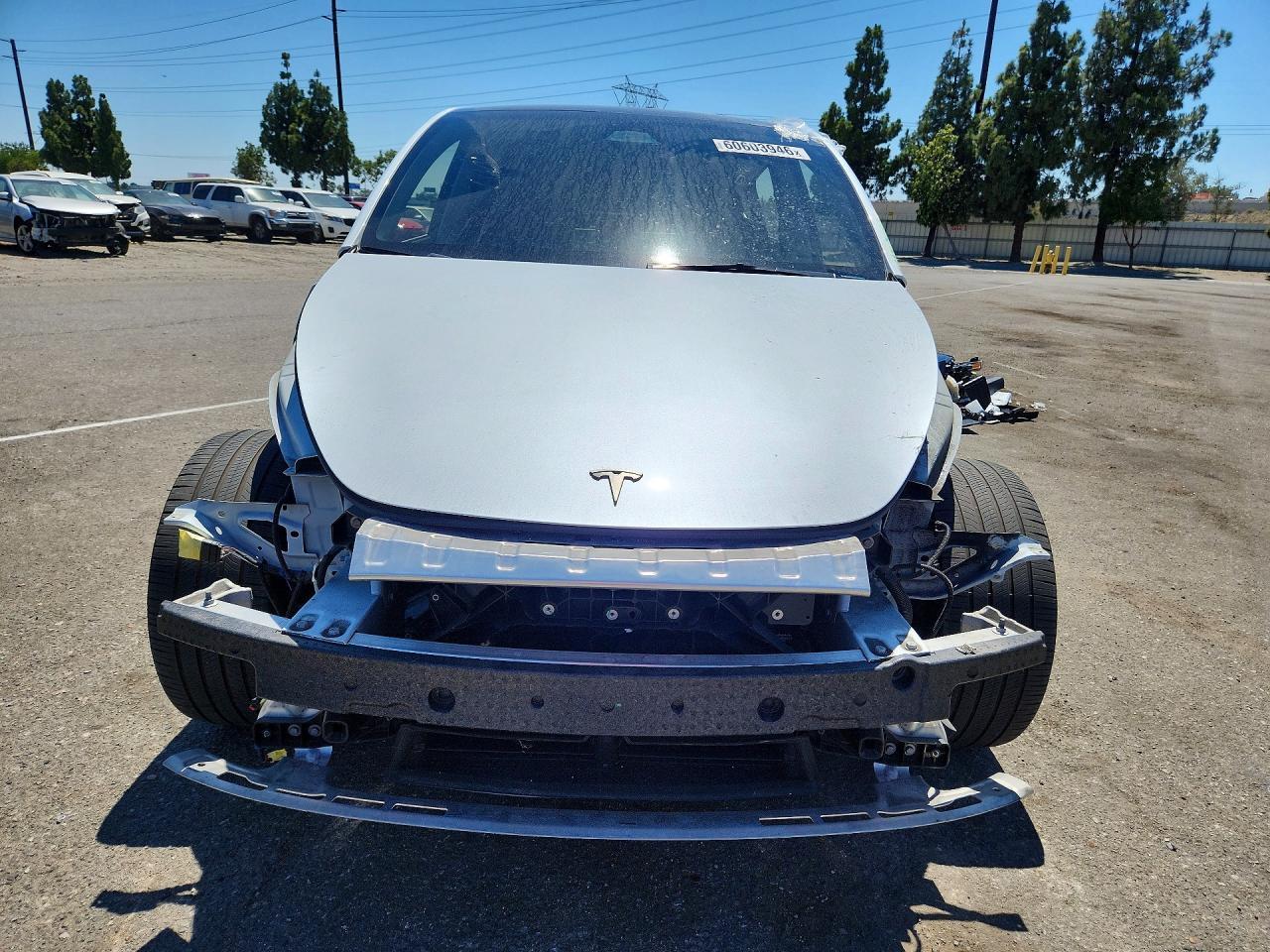 2023 Tesla Model Y - Image 5