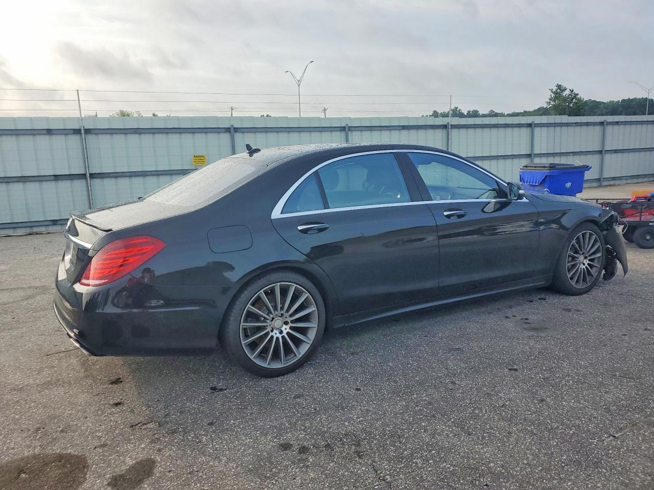 2015 Mercedes-Benz S 550 - Image 3