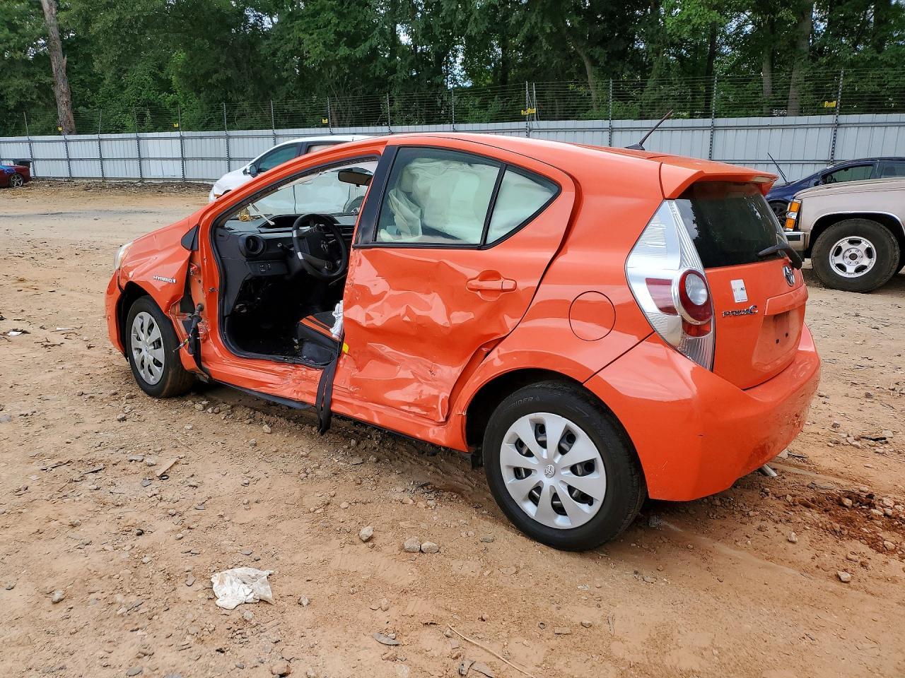 2012 Toyota Prius C Two - Фото 2