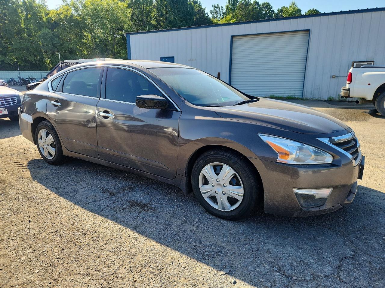 2014 Nissan Altima 2.5 S - Image 4