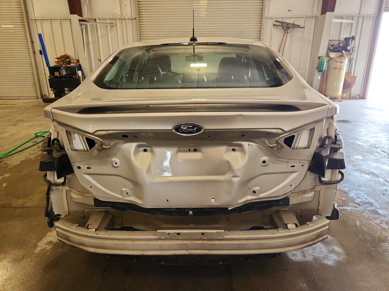 2016 Ford Fusion Titanium - Image 6