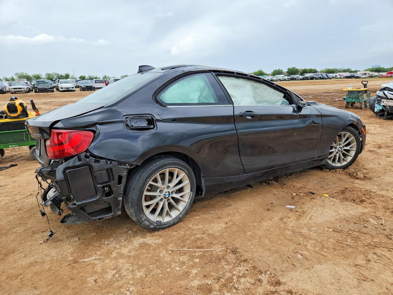 2016 BMW 228 I Sulev - Image 3