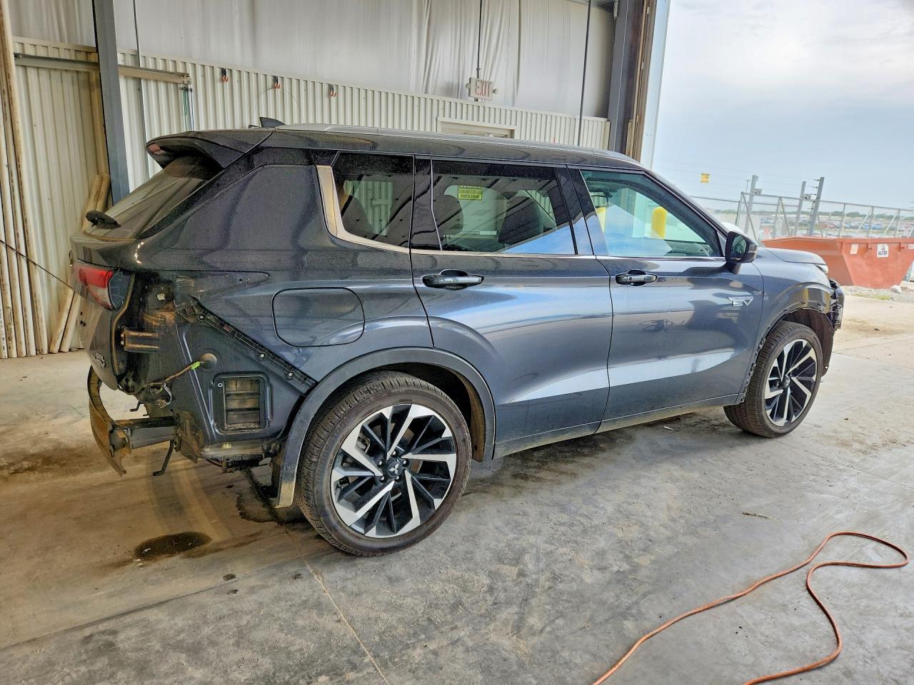 2025 Mitsubishi Outlander Sel - Фото 3