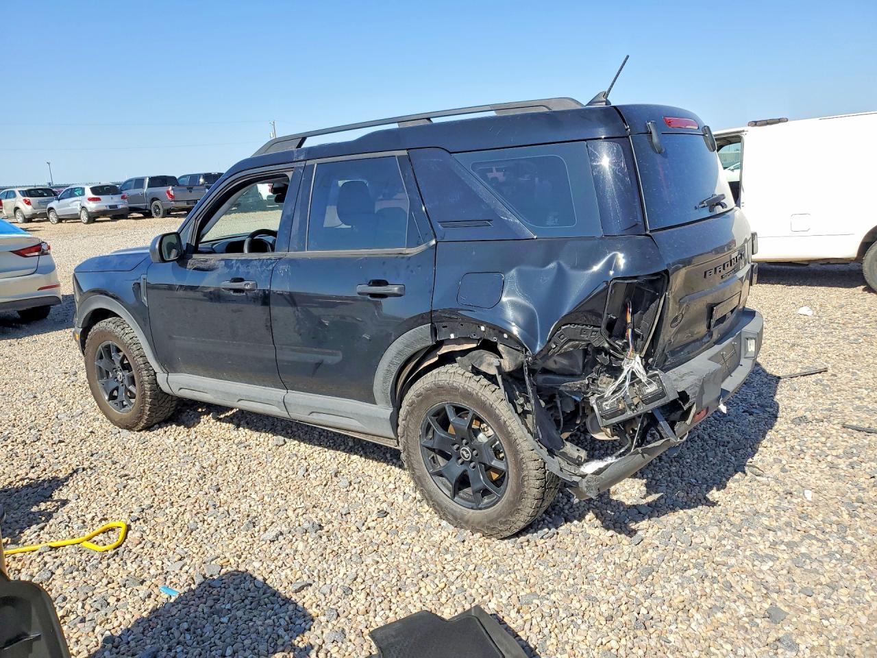 2022 Ford Bronco Sport - Image 2