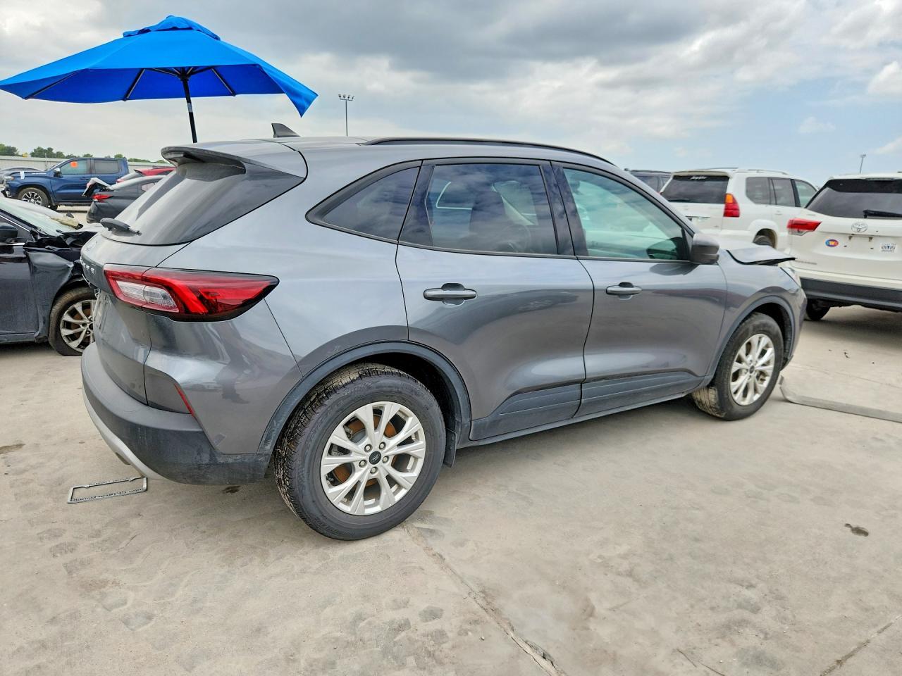 2025 Ford Escape Active - Фото 3