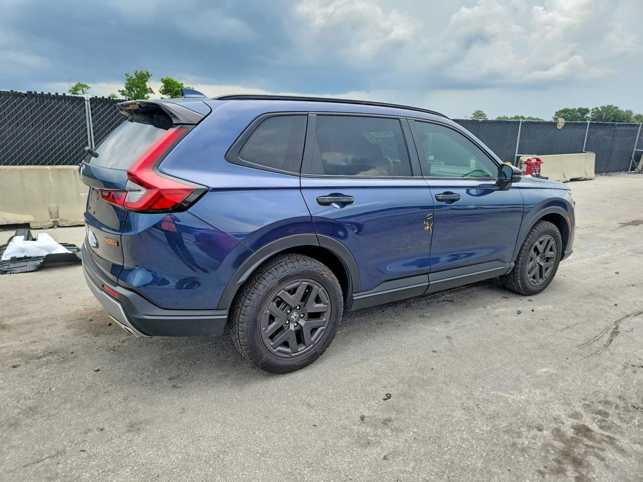 2026 Honda Cr-V Trailsport - Image 3