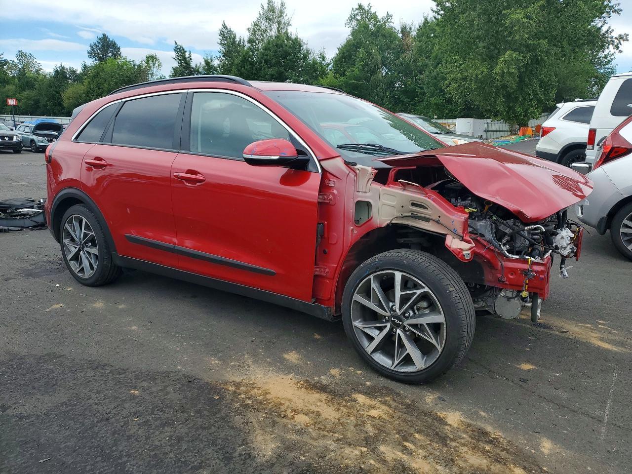 2022 Kia Niro Touring Special Edition - Image 4