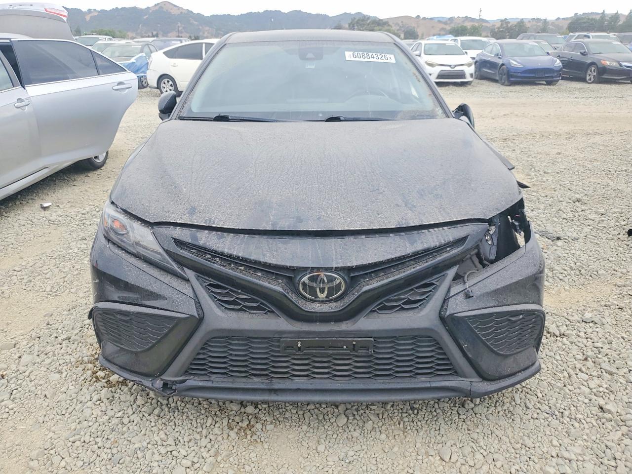 2023 Toyota Camry Se - Фото 5