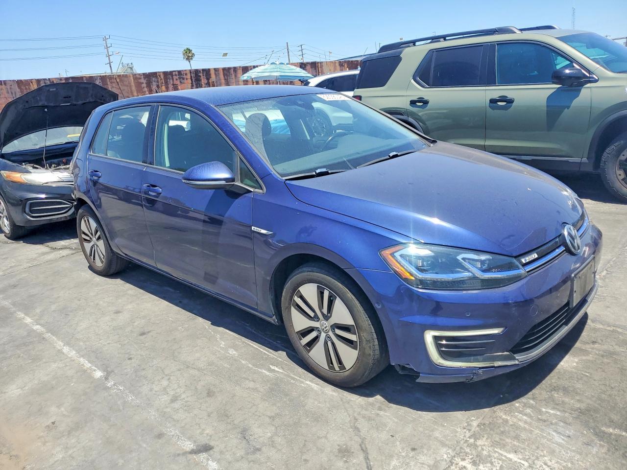 2019 Volkswagen E-Golf Sel Premium - Фото 4