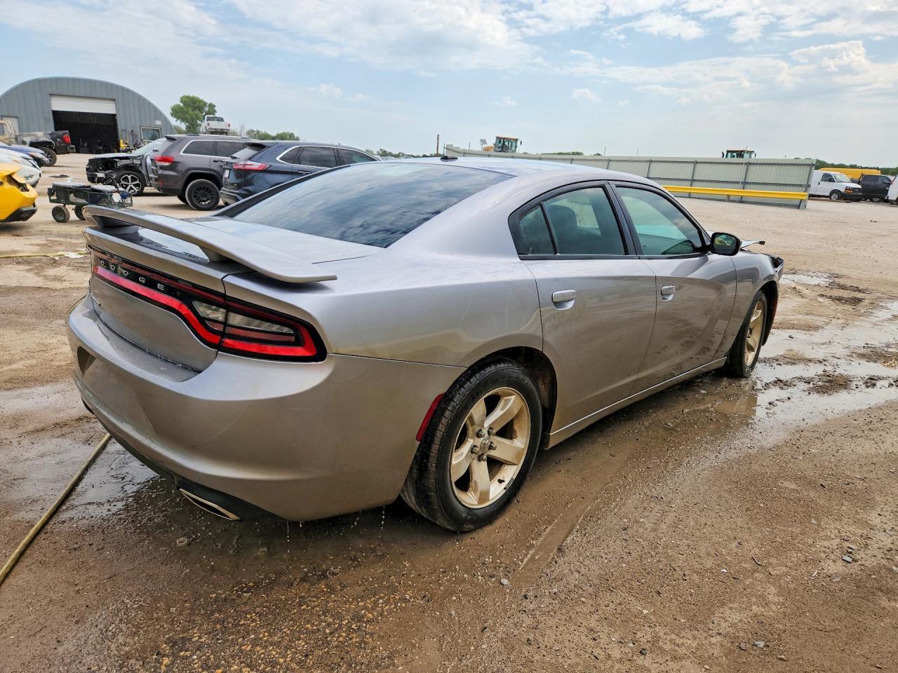 2015 Dodge Charger Se - Фото 3
