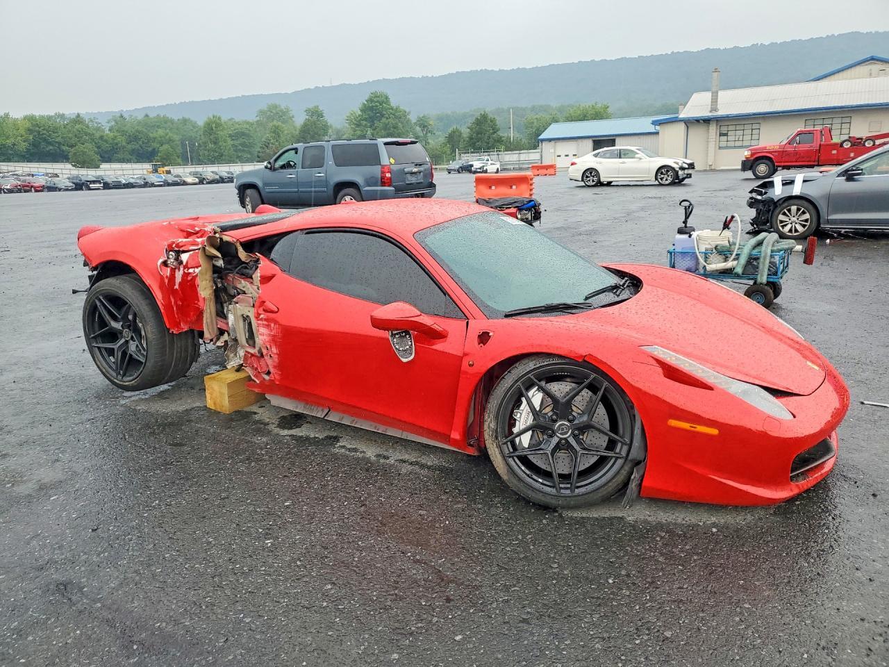 2012 Ferrari 458 Italia - Фото 4