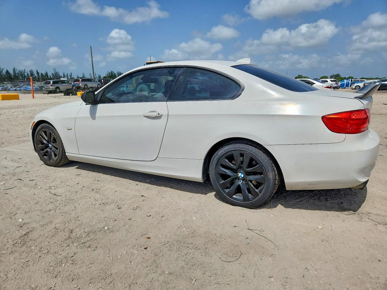 2013 BMW 328 I Sulev - Фото 2
