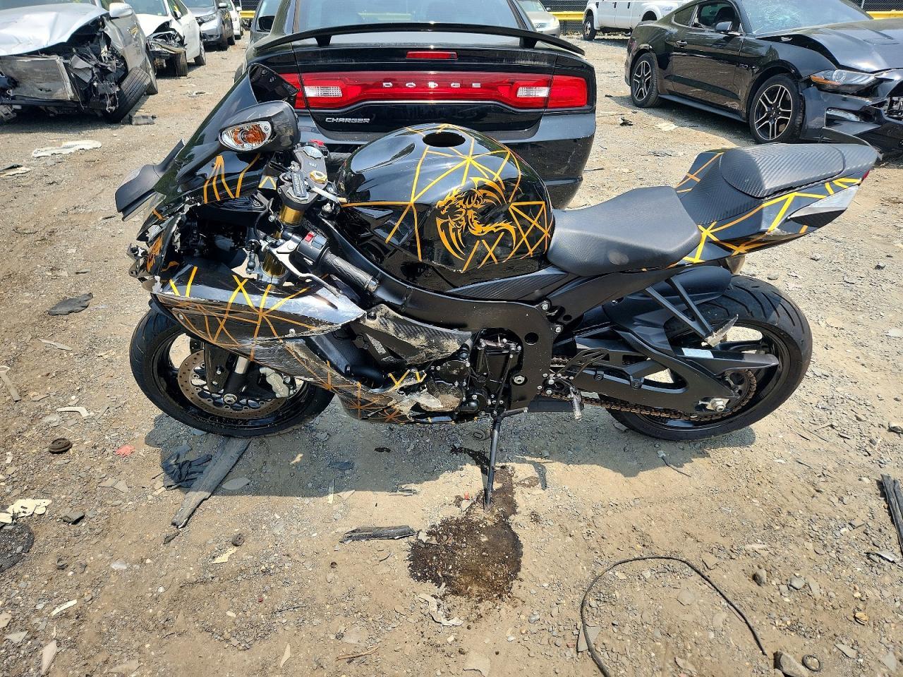 2024 Suzuki Gsx-R750 - Image 3
