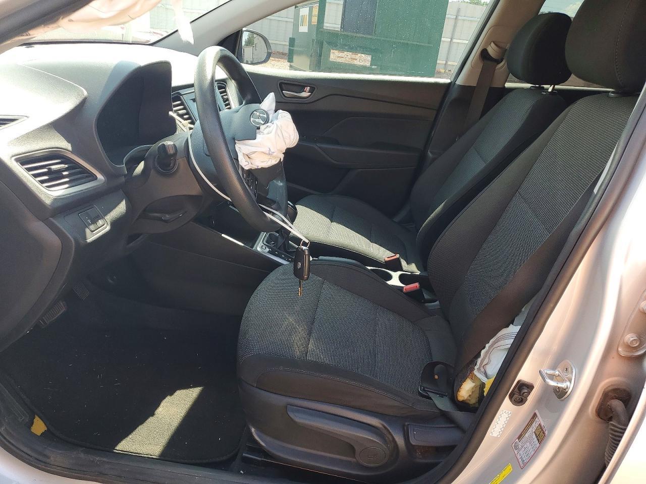 2019 Hyundai Accent Se - Фото 7
