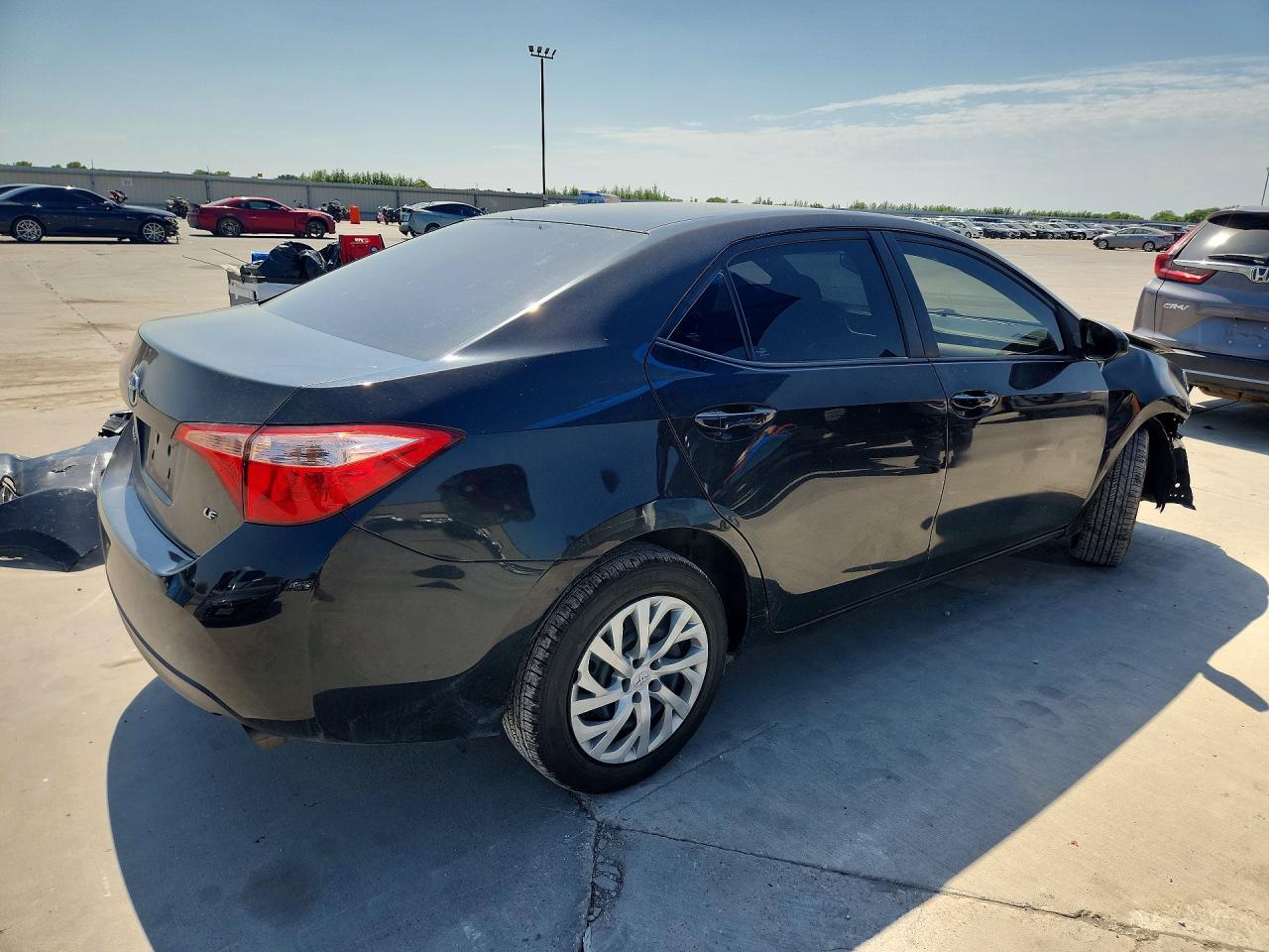 2018 Toyota Corolla Le - Фото 3