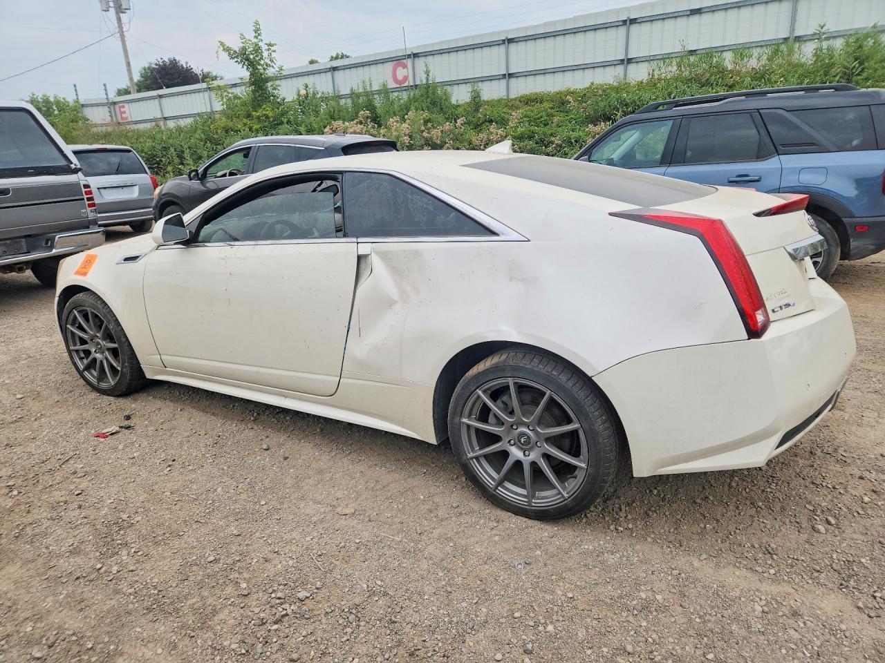 2014 Cadillac Cts - Image 2