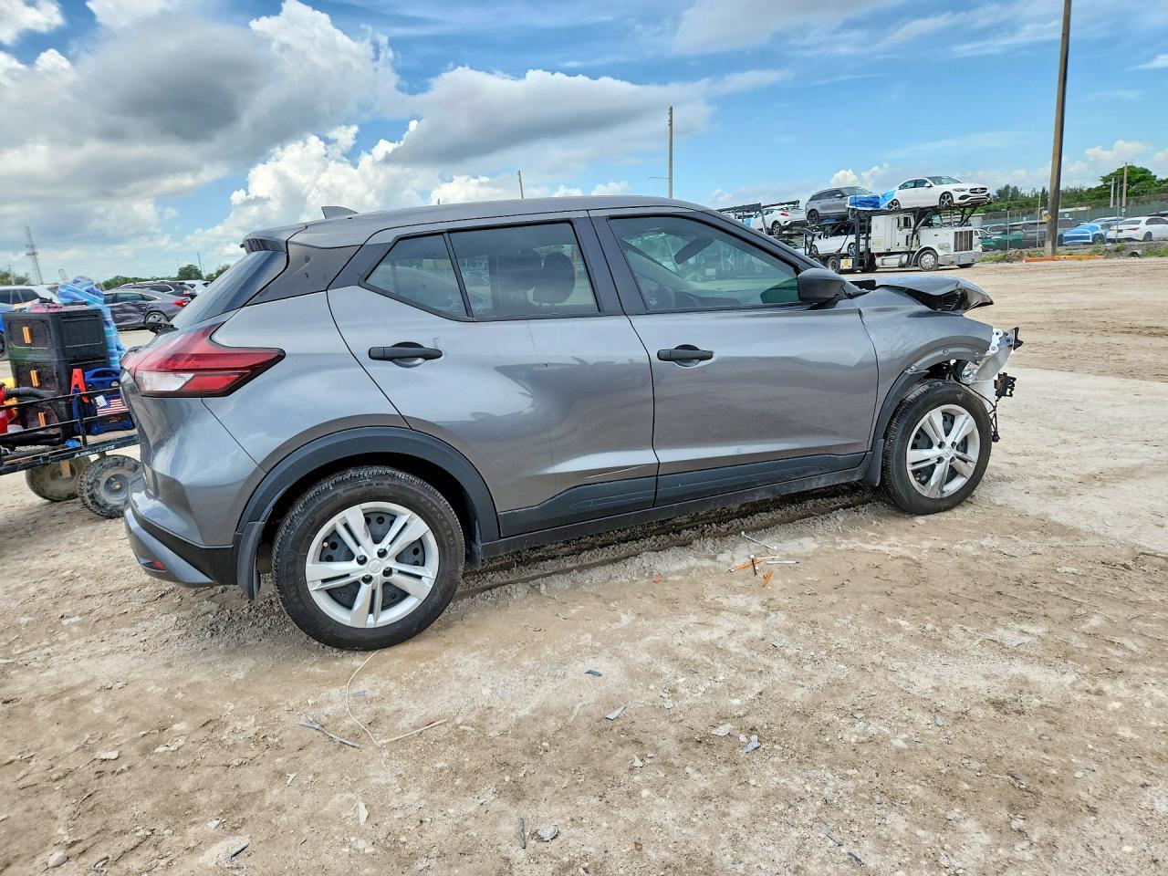 2025 Nissan Kicks Play S - Фото 3