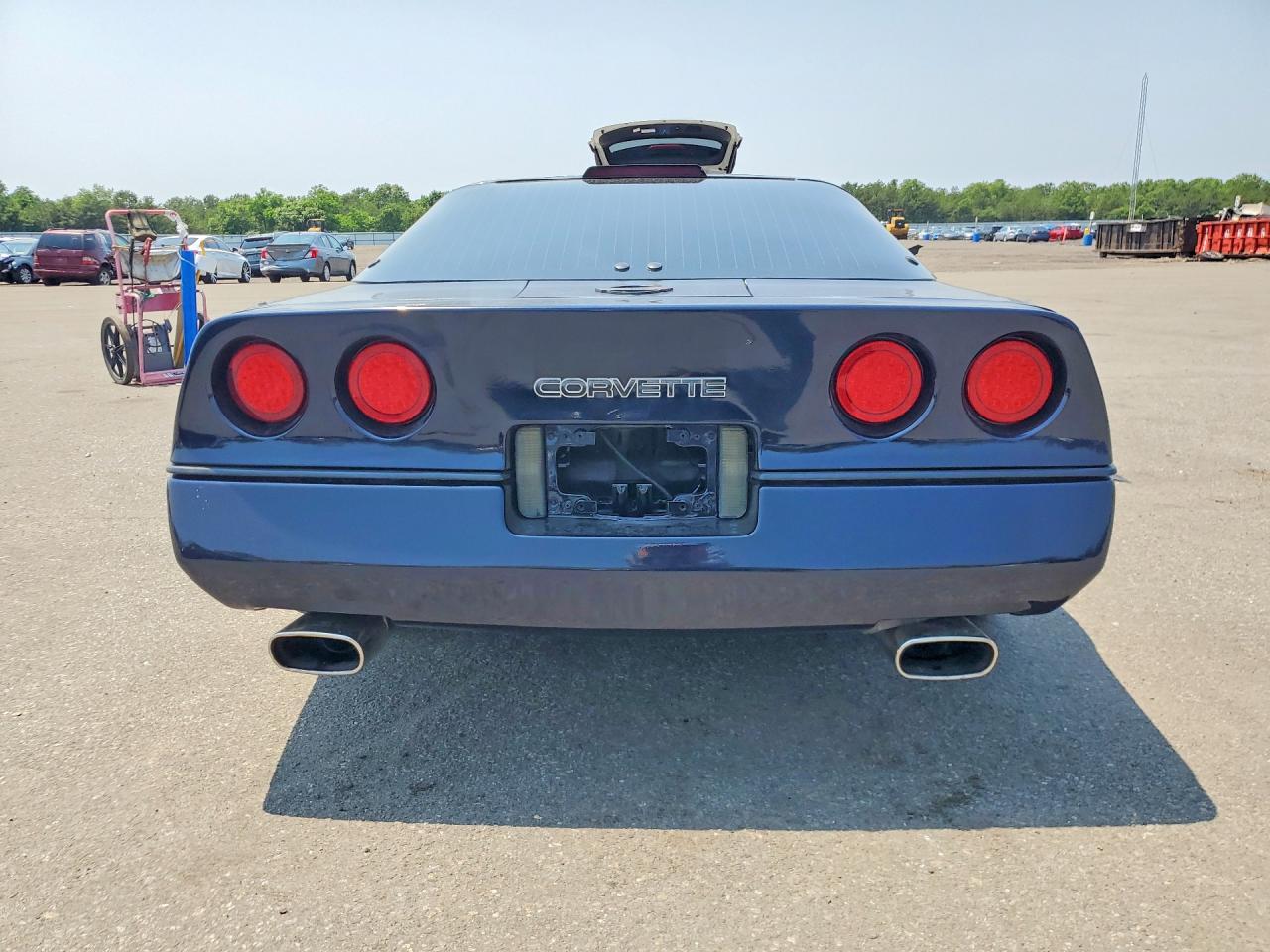 1989 Chevrolet Corvette - Фото 6