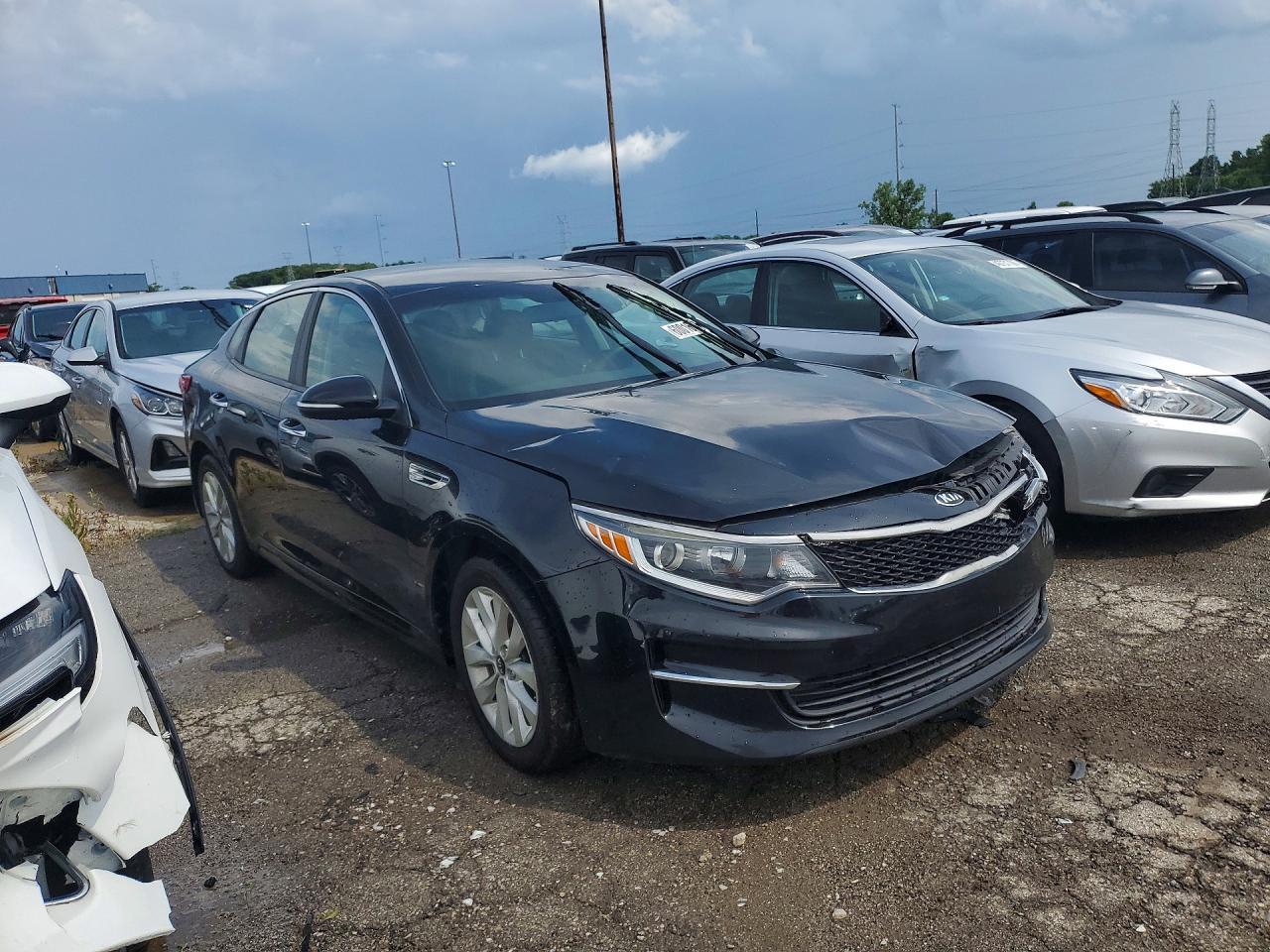 2018 Kia Optima Lx - Image 4