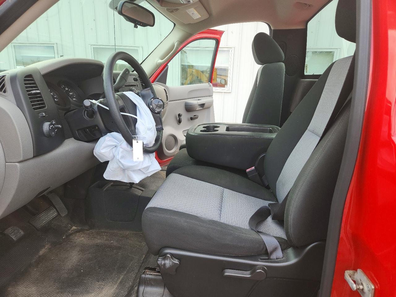 2009 Chevrolet Silverado K1500 - Image 7