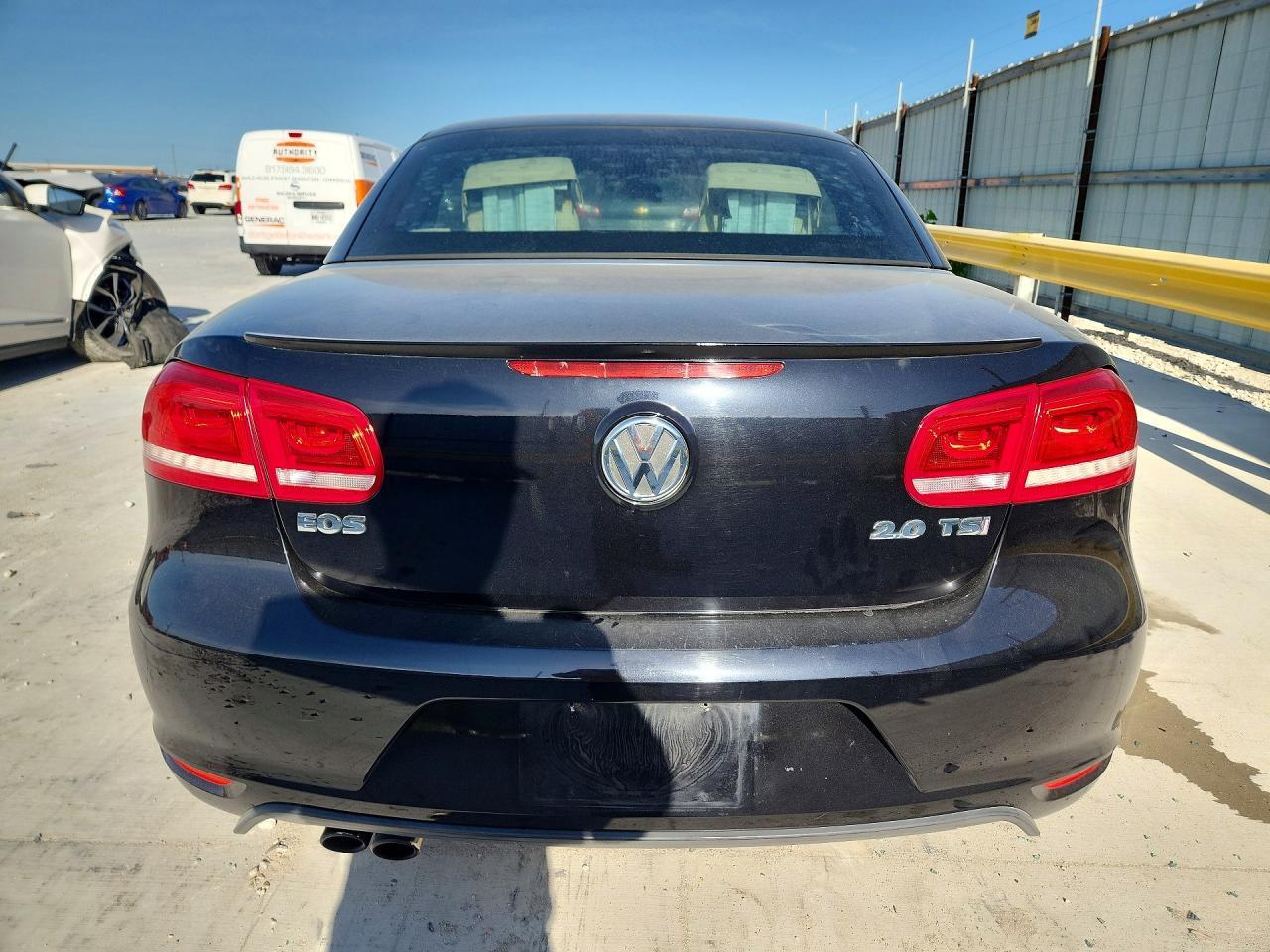 2015 Volkswagen Eos Komfort - Image 6