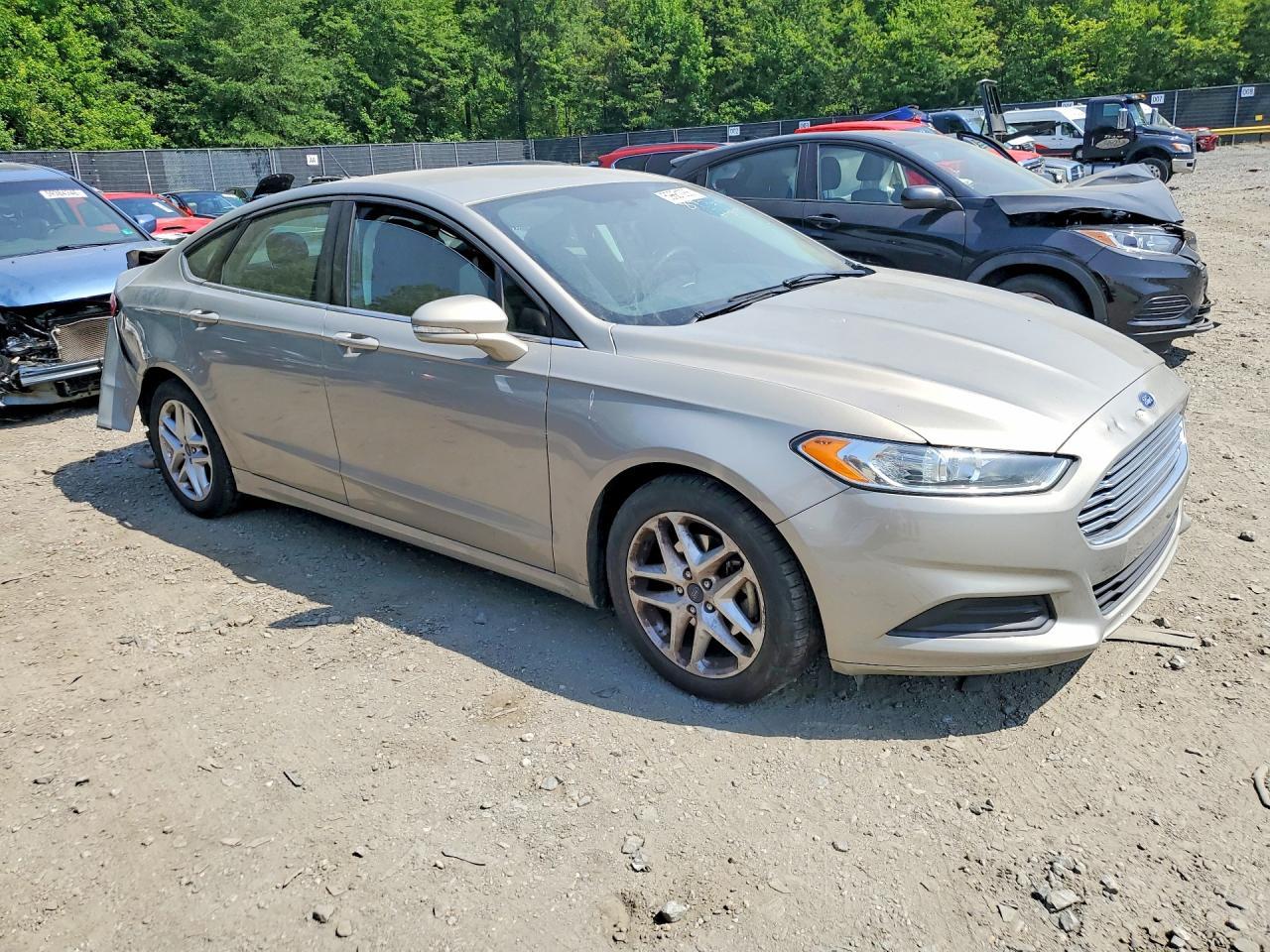 2015 Ford Fusion Se - Фото 4