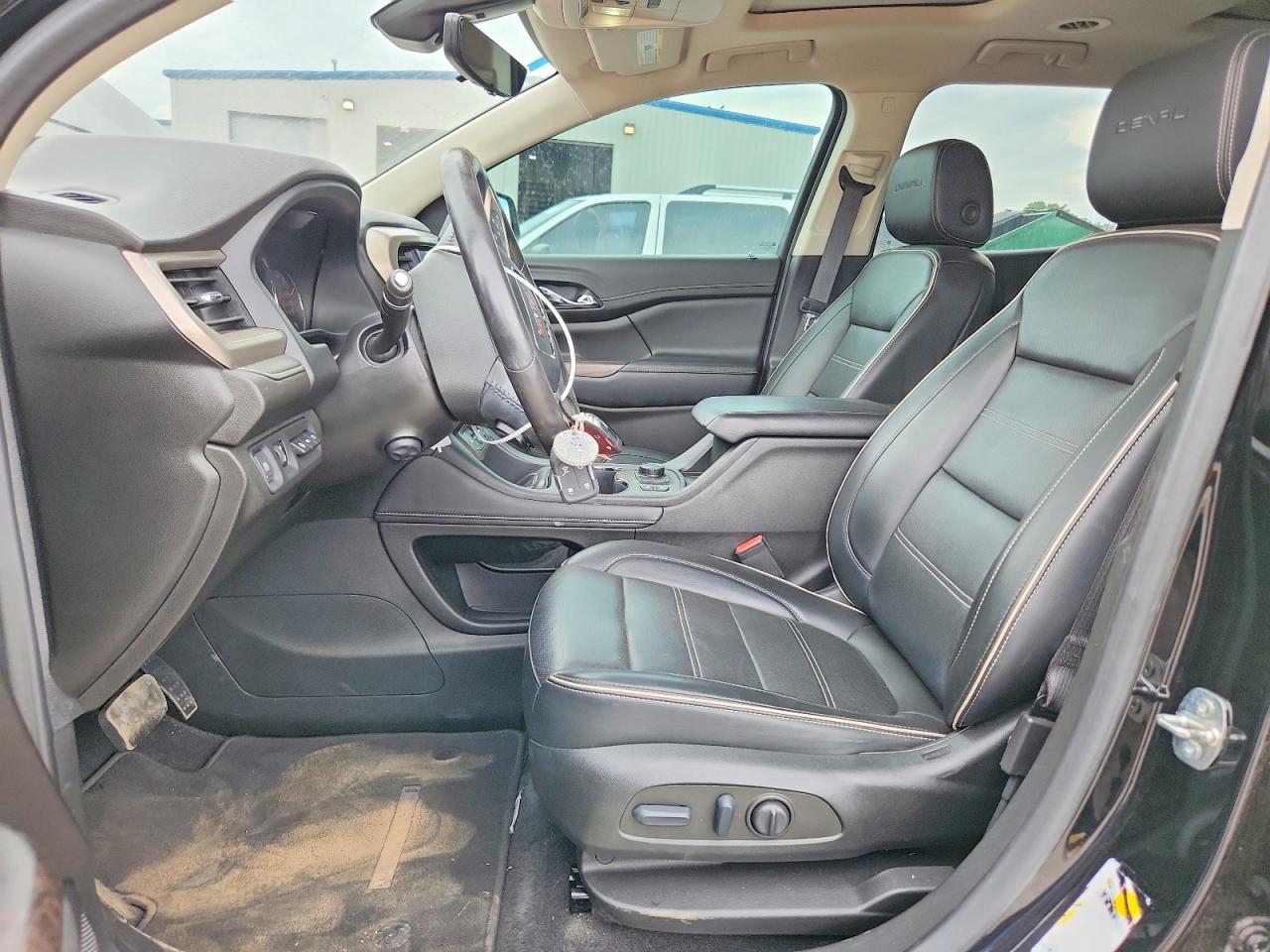 2022 GMC Acadia Denali - Фото 7