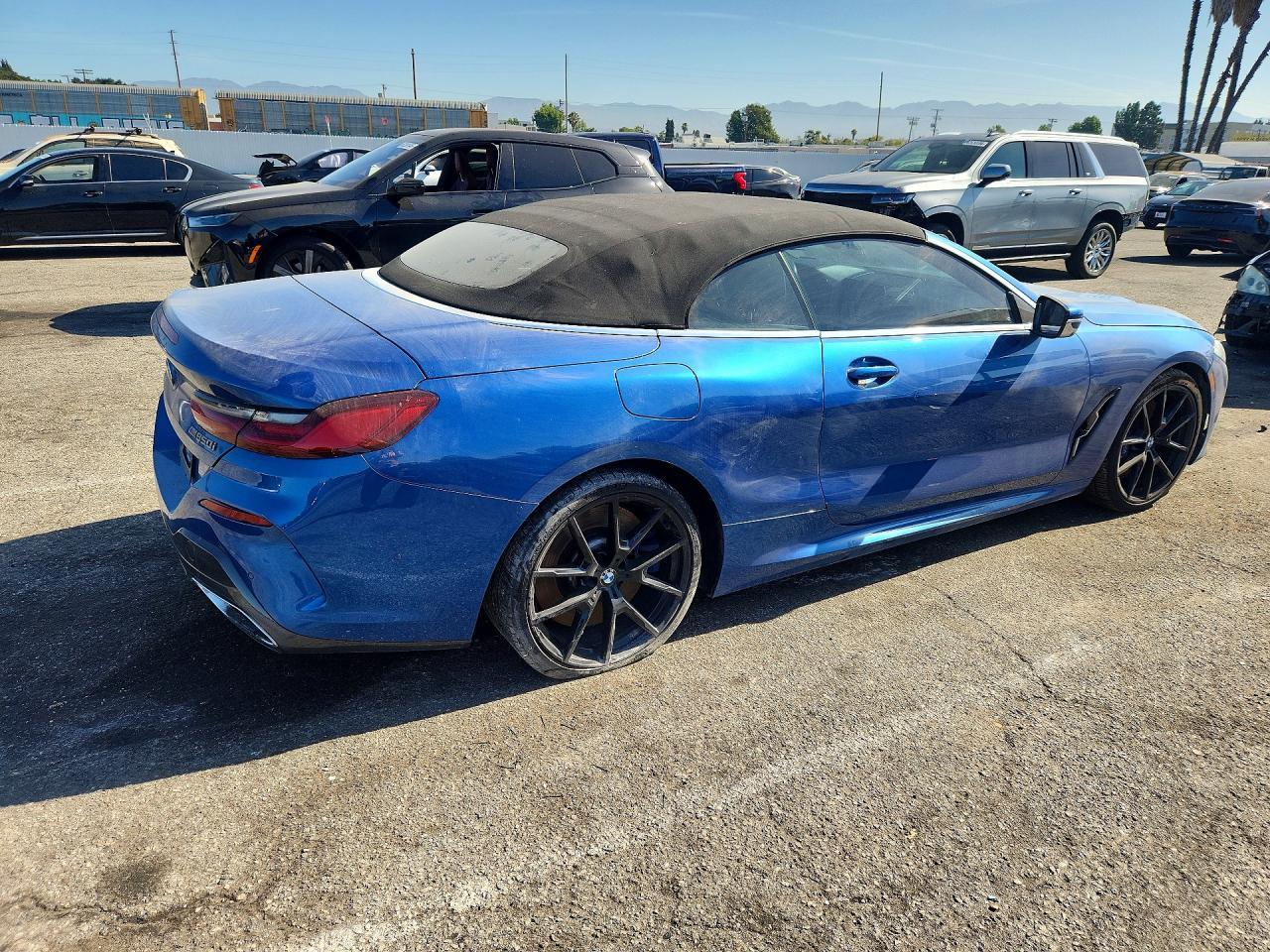 2019 BMW M850Xi - Image 3
