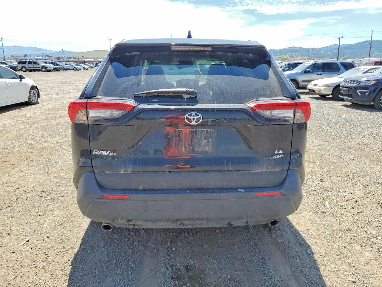 2025 Toyota Rav4 Le - Image 6
