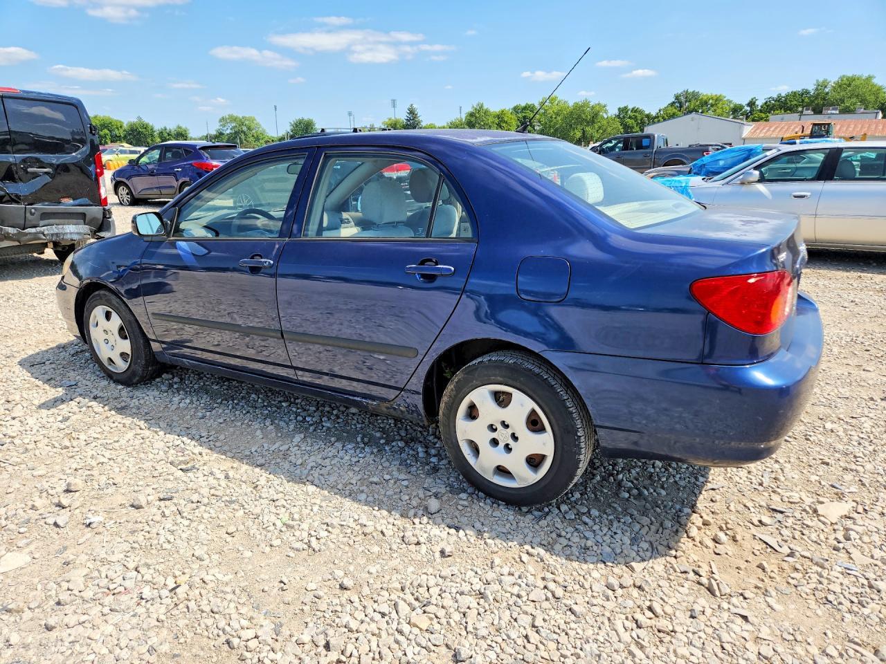 2003 Toyota Corolla Ce - Фото 2