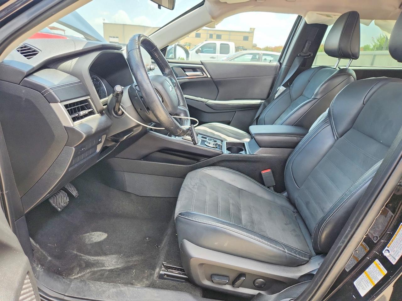 2022 Mitsubishi Outlander Se - Image 7