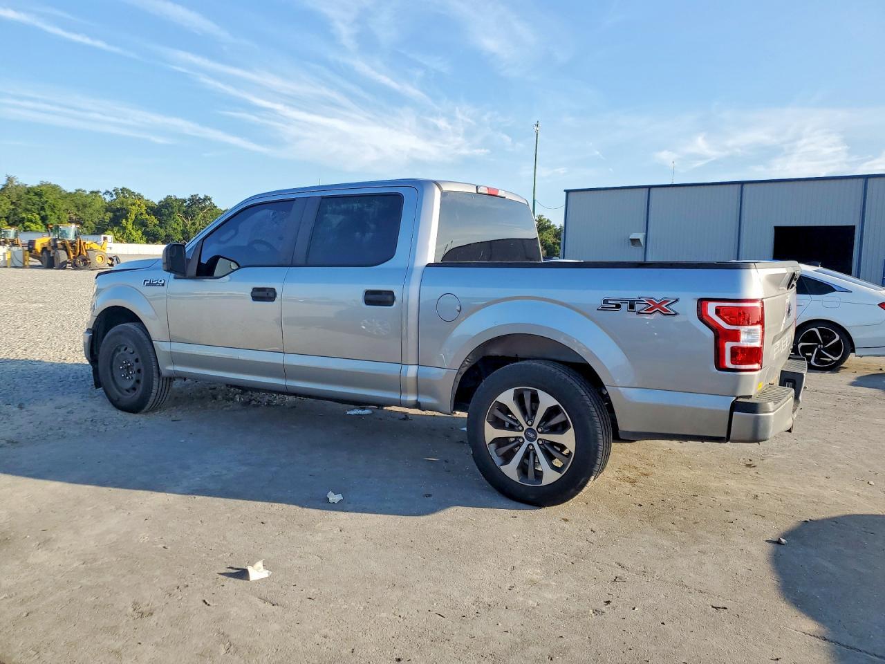 2020 Ford F-150 Xlt - Фото 2