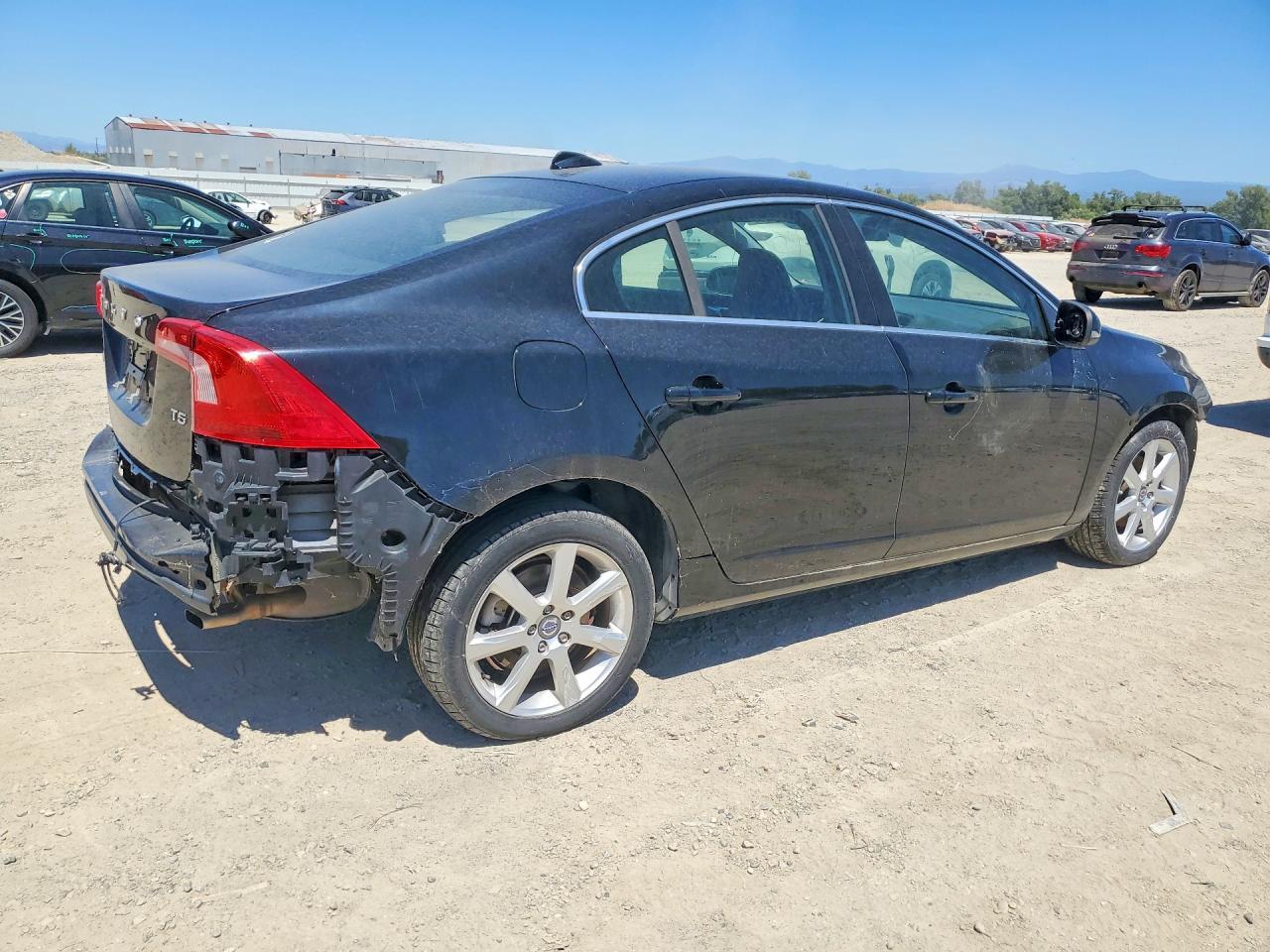 2016 Volvo S60 Premier - Image 3