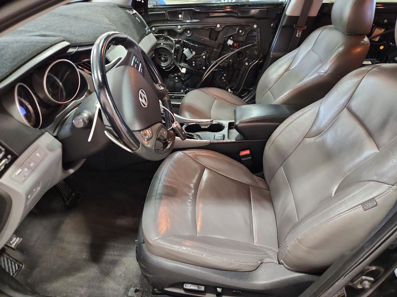 2011 Hyundai Sonata Limited 2.0T - Фото 7