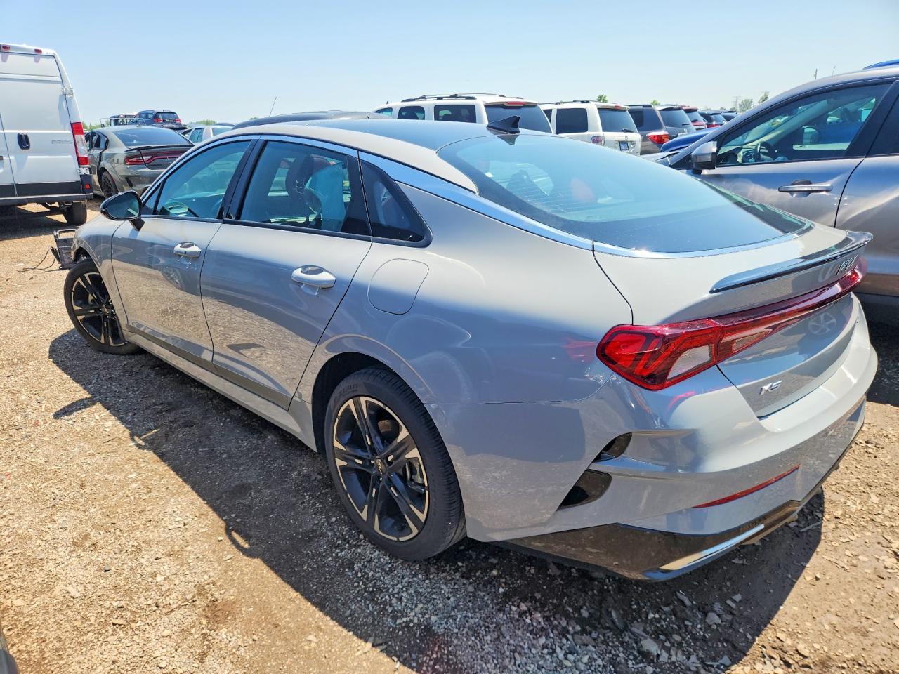 2022 Kia K5 Gt Line - Фото 2