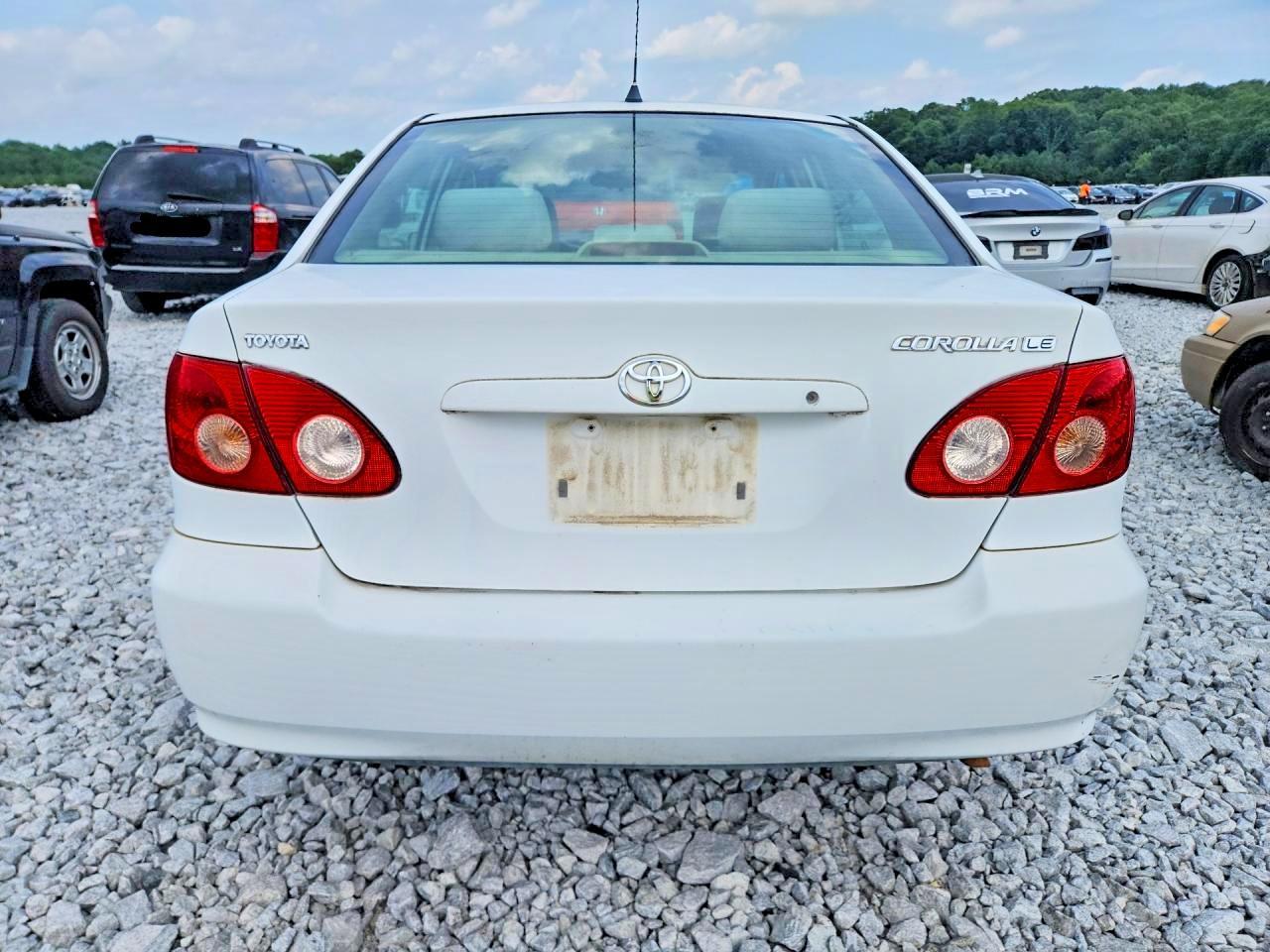 2005 Toyota Corolla Le - Image 6