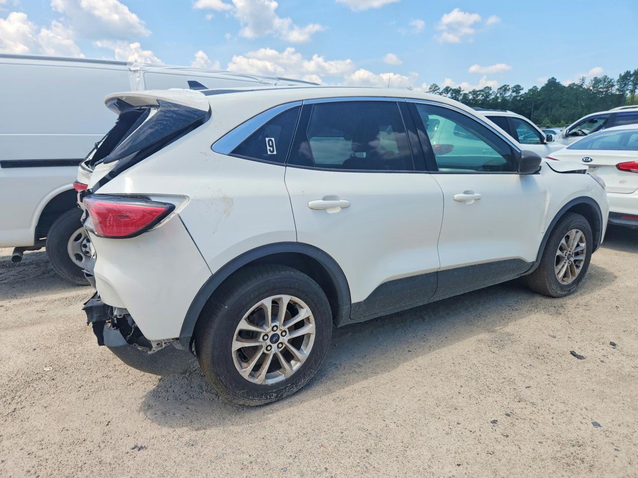 2022 Ford Escape Se - Фото 3
