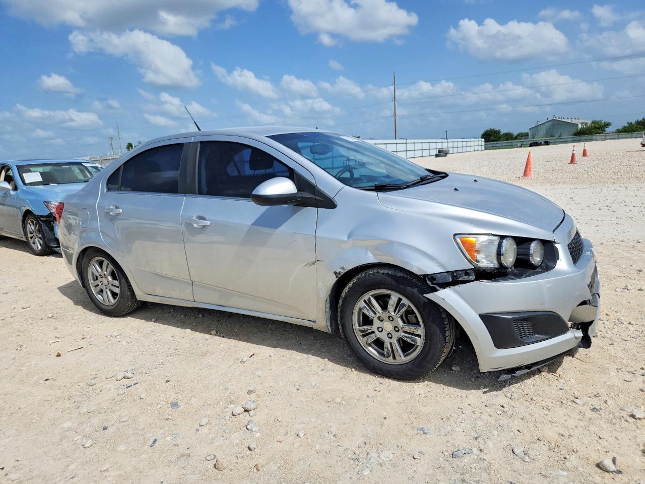 2014 Chevrolet Sonic Lt - Фото 4