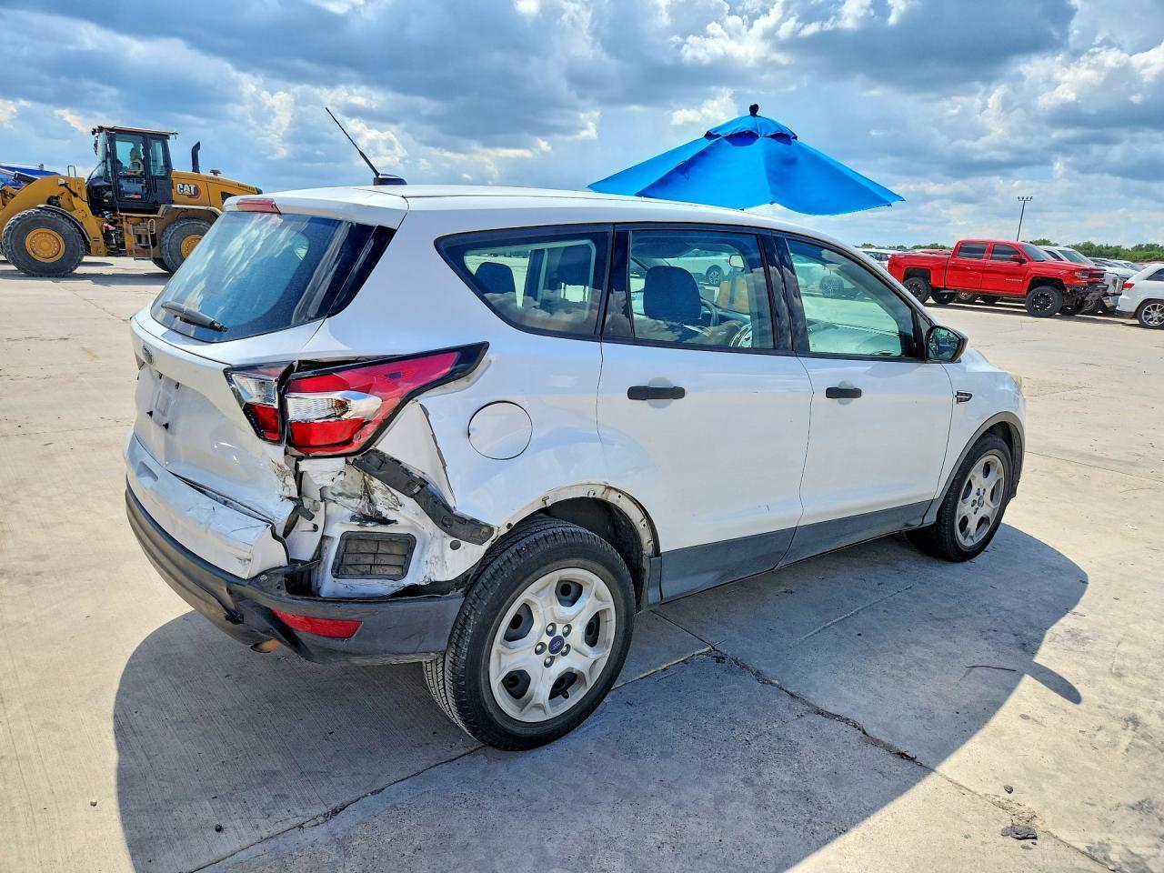 2017 Ford Escape S - Фото 3