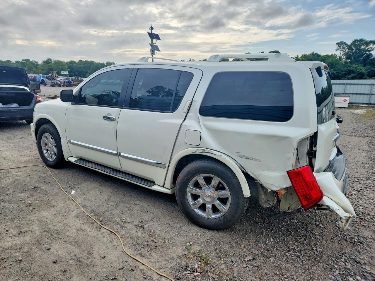 2006 Infiniti Qx56 Base - Image 2