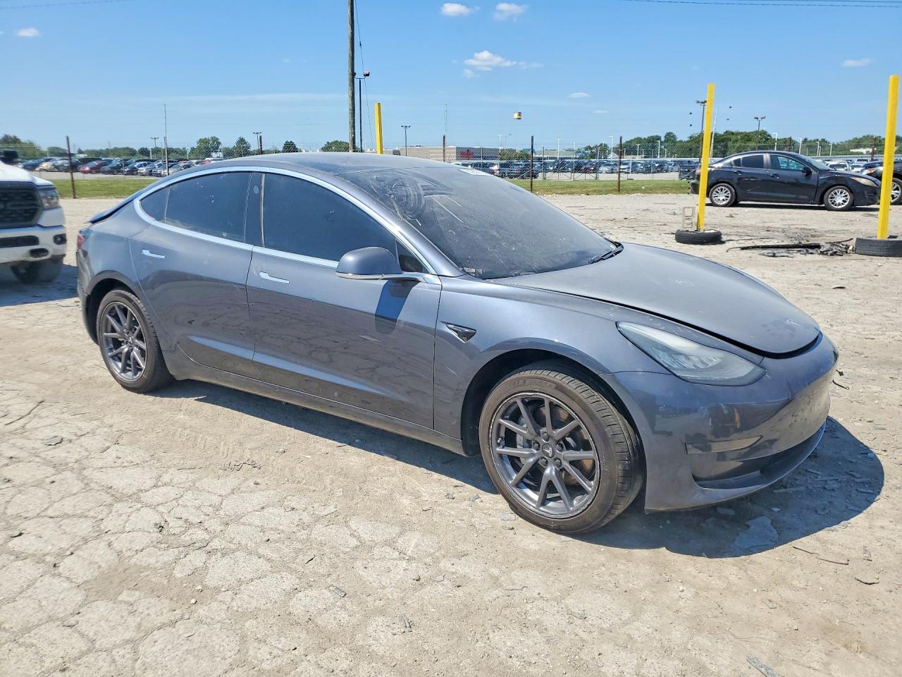 2020 Tesla Model 3 - Image 4