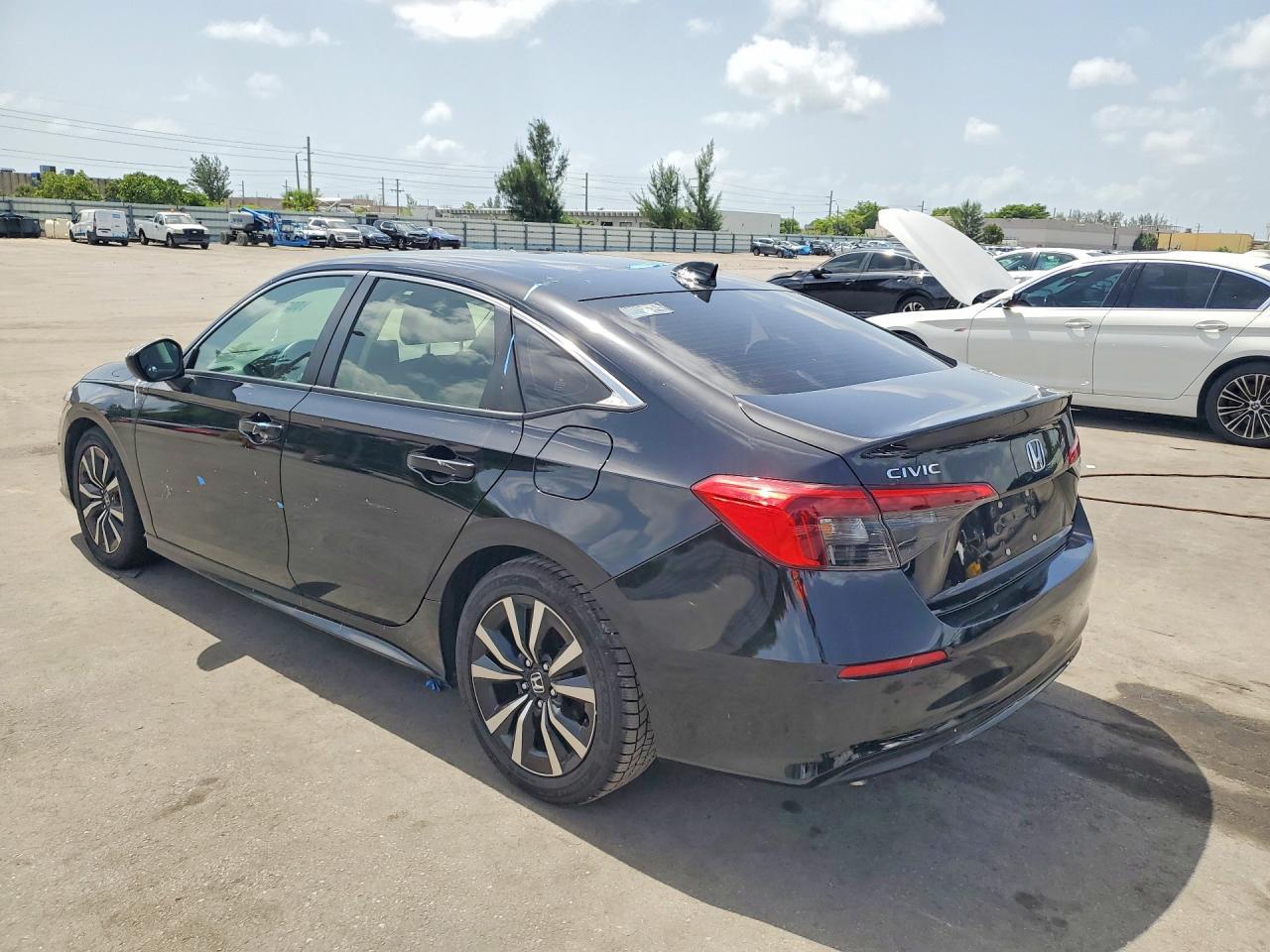 2022 Honda Civic Ex - Image 2