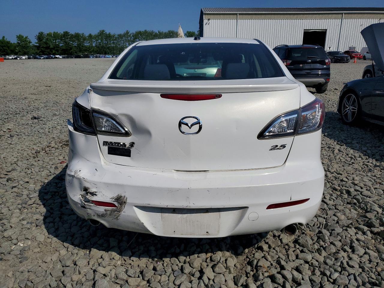2011 Mazda 3 S - Фото 6