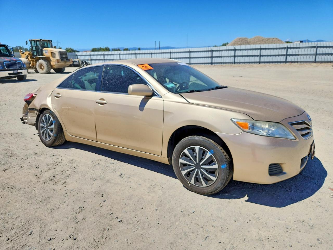 2011 Toyota Camry Le - Фото 4