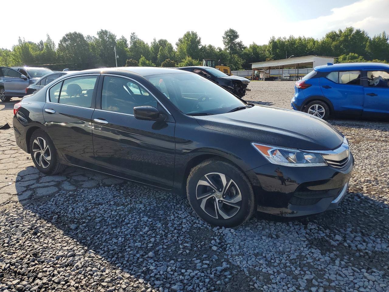 2017 Honda Accord Lx - Фото 4
