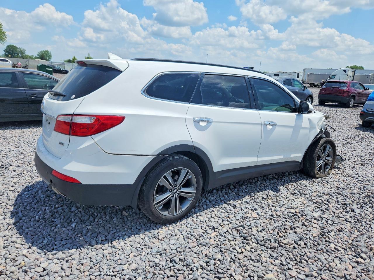 2014 Hyundai Santa Fe Gls - Фото 3