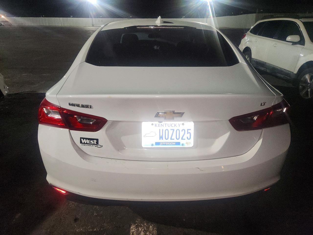2017 Chevrolet Malibu Lt - Image 6